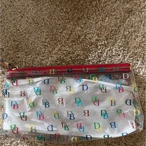 DOONEY & BOURKE MAKE UP COSMETIC CASE